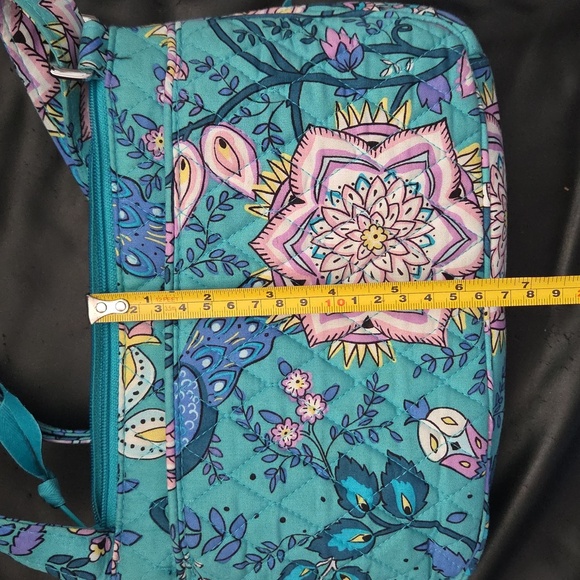 Vera Bradley Peacock Garden Teal and Pink Floral Crossbody Quilted Zipper Bag - Picture 7 of 10